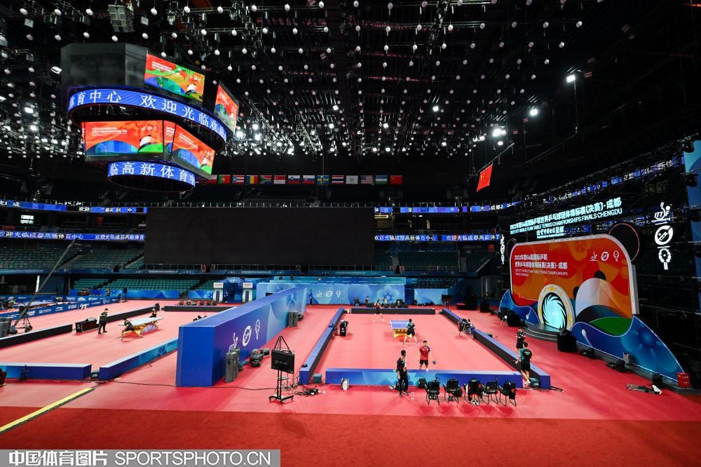 中超最新战报：上海海港连胜两场继续领跑，山东泰山大胜升至第二